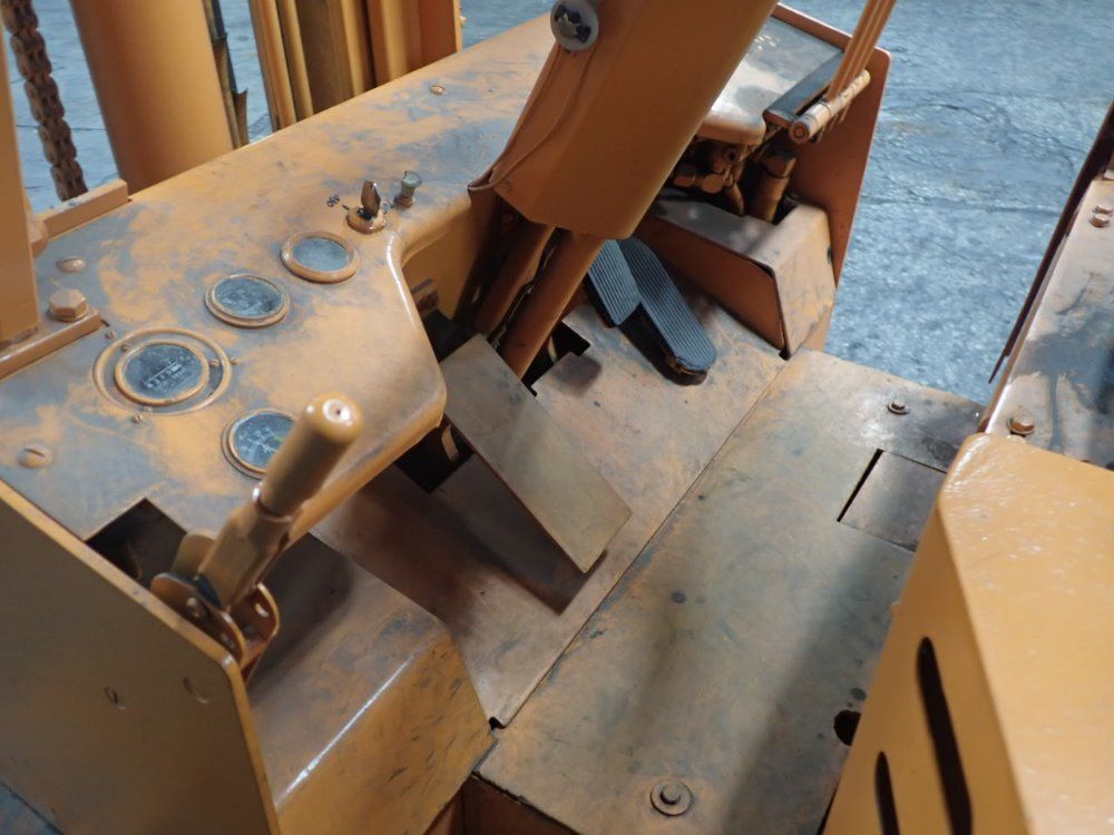 Allis Chalmers Propane Forklift