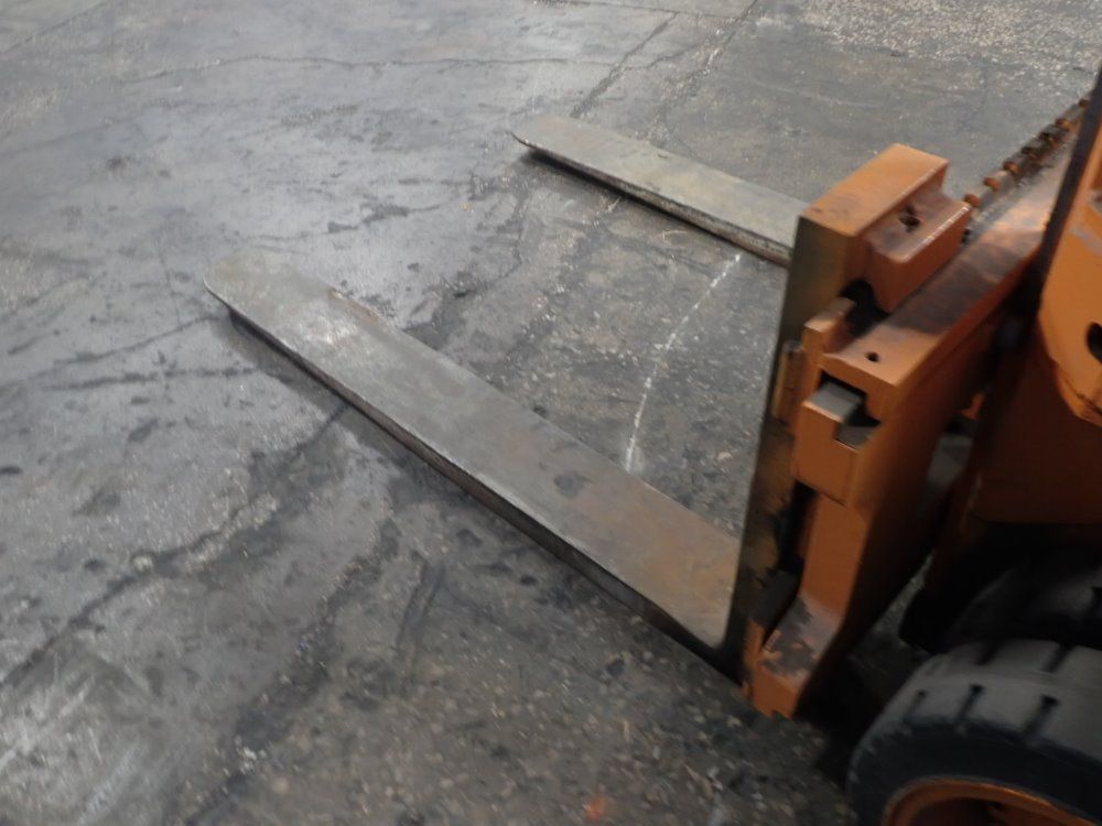 Allis Chalmers Propane Forklift