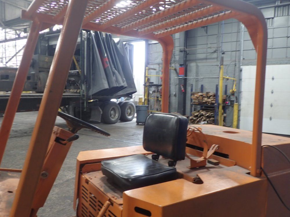 Allis Chalmers Propane Forklift