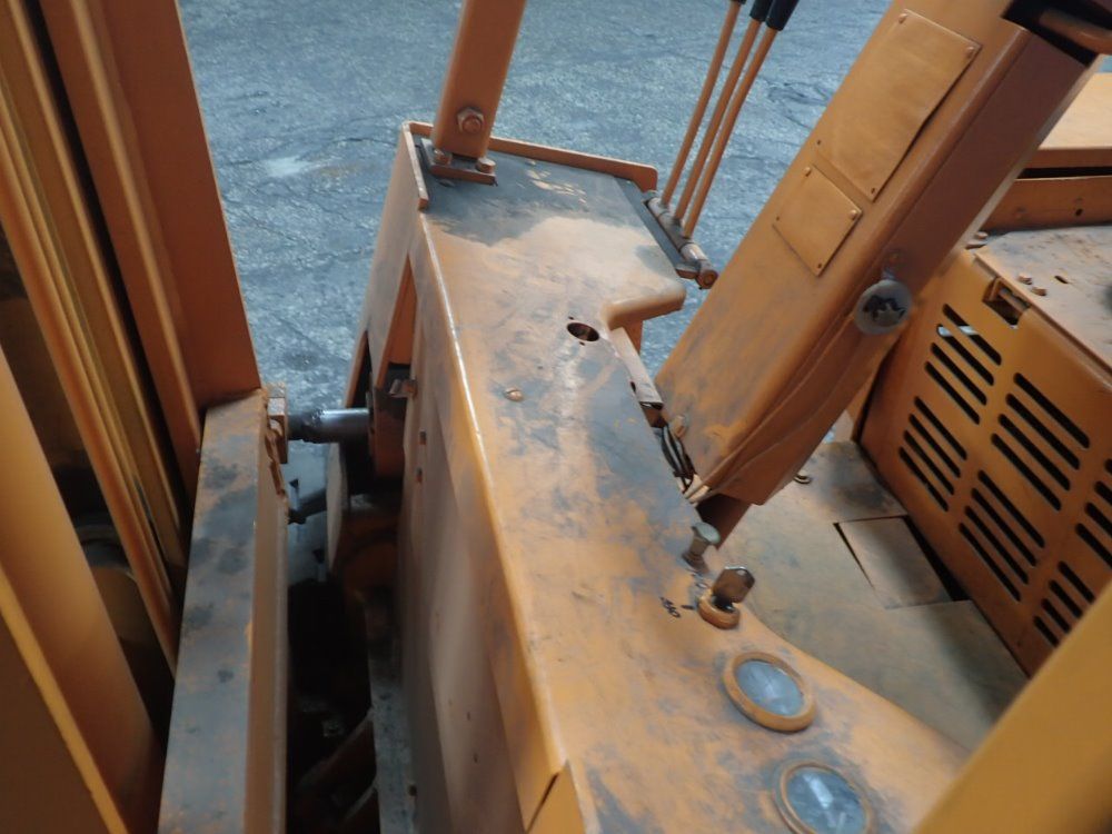 Allis Chalmers Propane Forklift