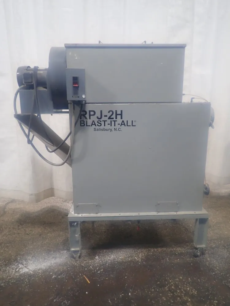 Blast-it-all Dust Collector
