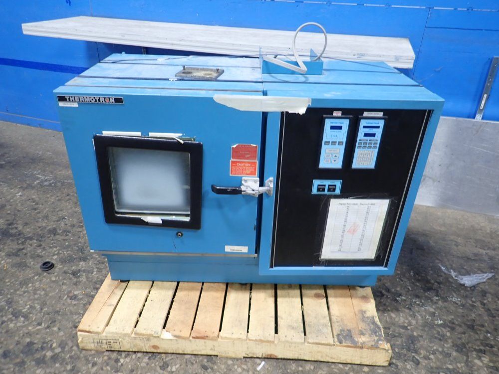 Thermotron Environmental Chamber