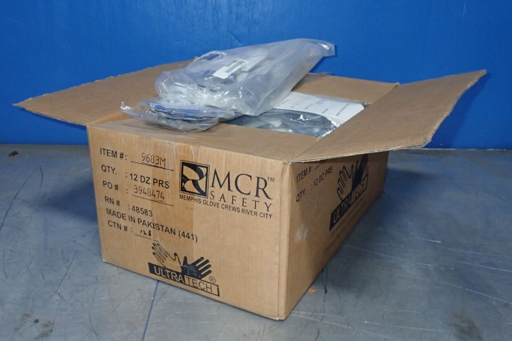 Ultra Tech Work Gloves