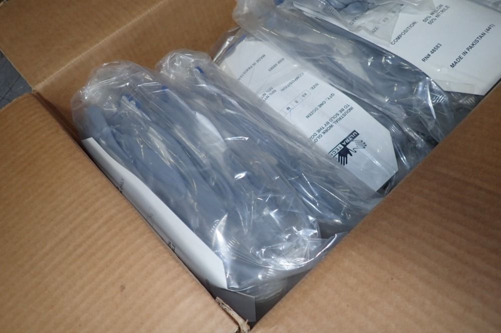 Ultra Tech Work Gloves