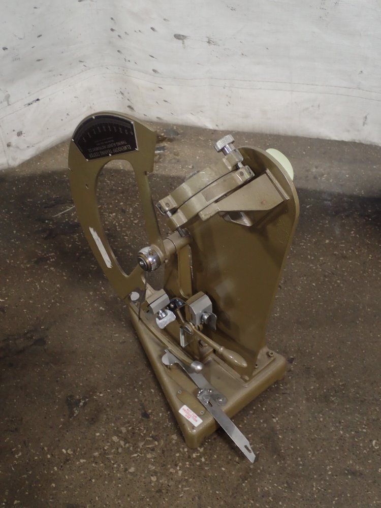 Thwing-albert Instruments Tear Tester