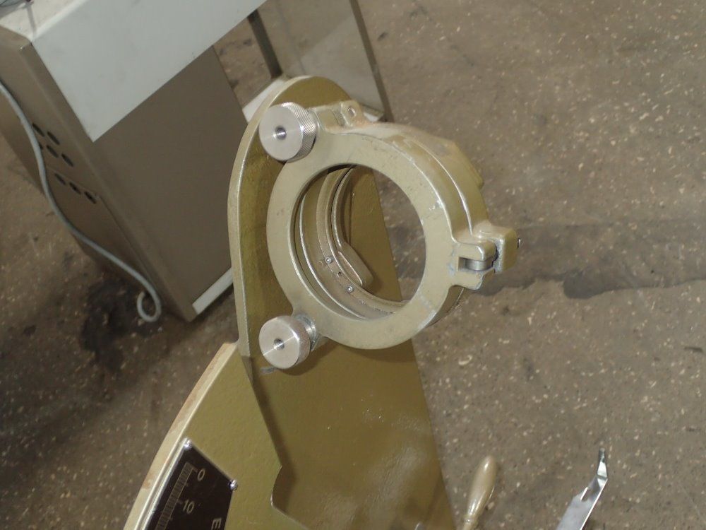 Thwing-albert Instruments Tear Tester