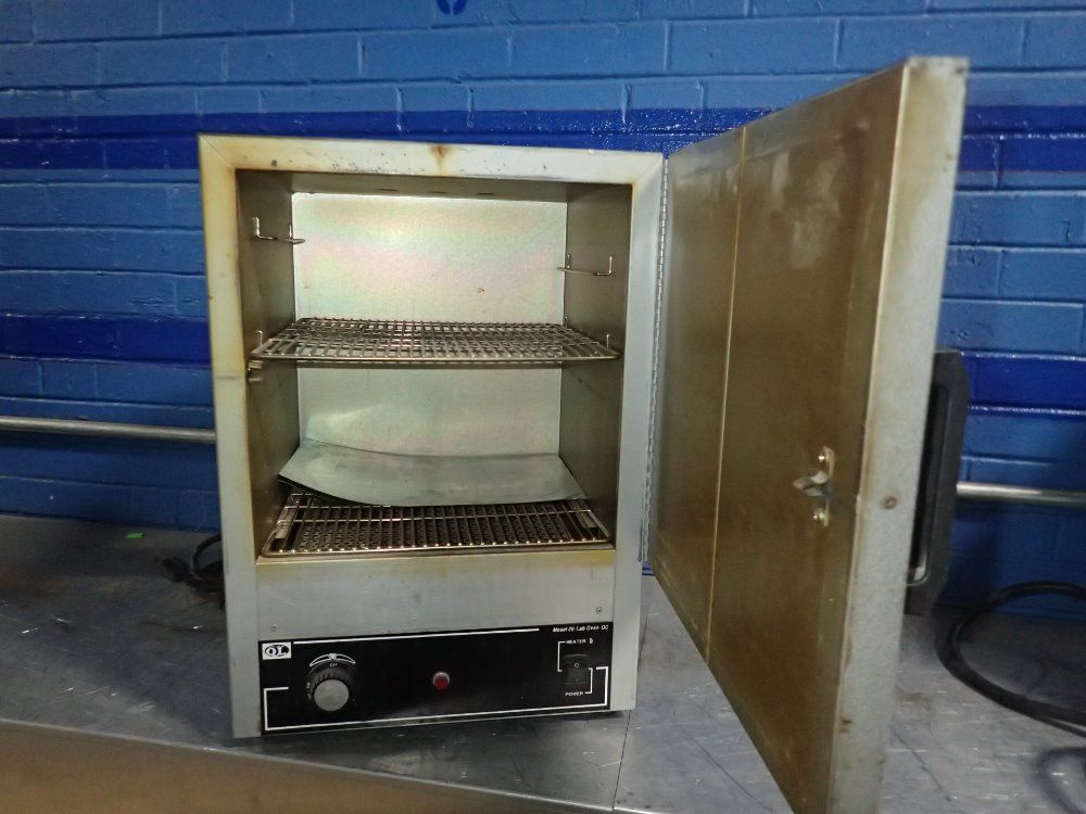 Quincy Lab Oven