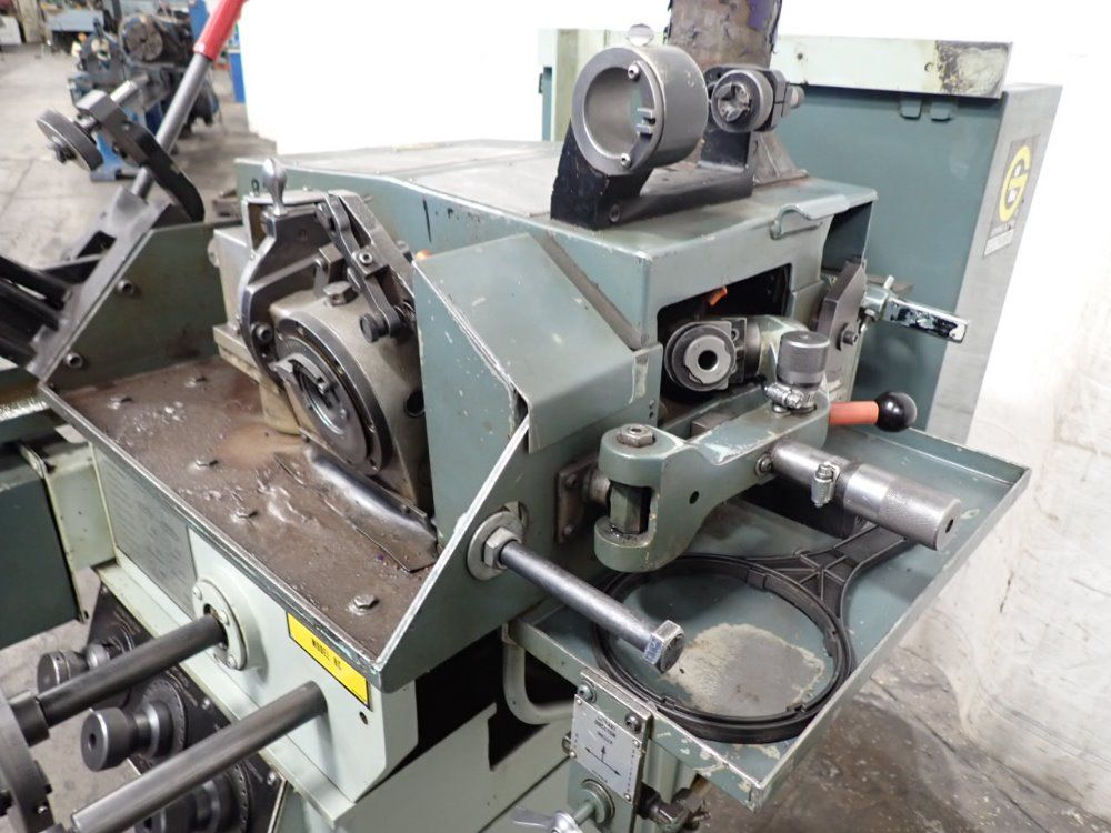 Giddings & Lewis Grinder