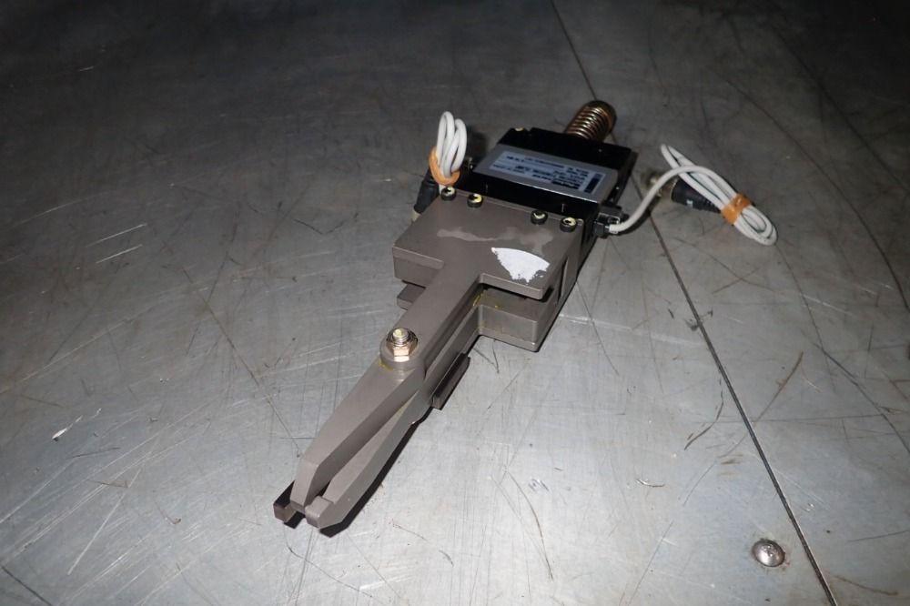 Parker/taiyo Pneumatic Pinching Clamp