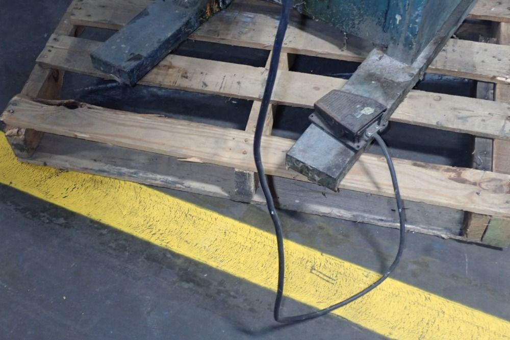 Cameo 21"w X 26"l Screen Printing Press - 21 X 26