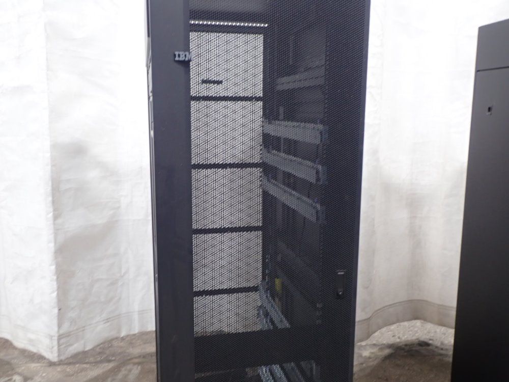 Ibm Server Cabinet