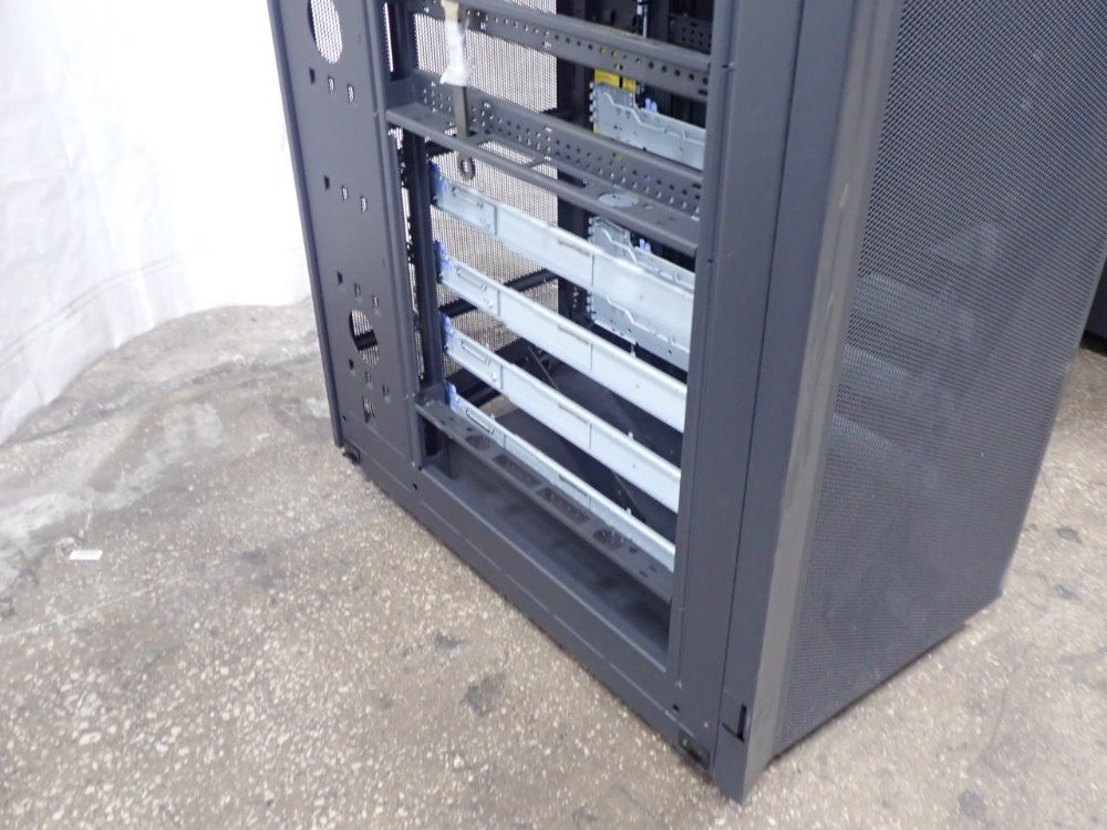 Ibm Server Cabinet