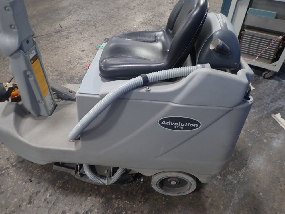 Nilfisk Advance Floor Sweeper