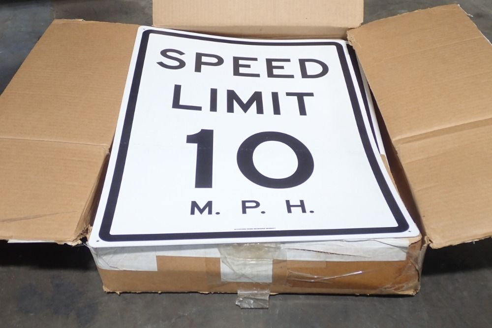 Accuform Speed Limit 10 Mph Signs
