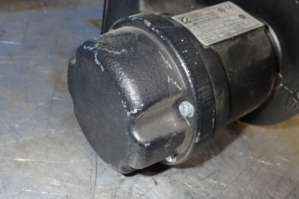 Amicon/precilec Tachometer