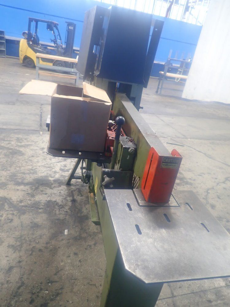 Fab Center / Metal Muncher Iron Worker