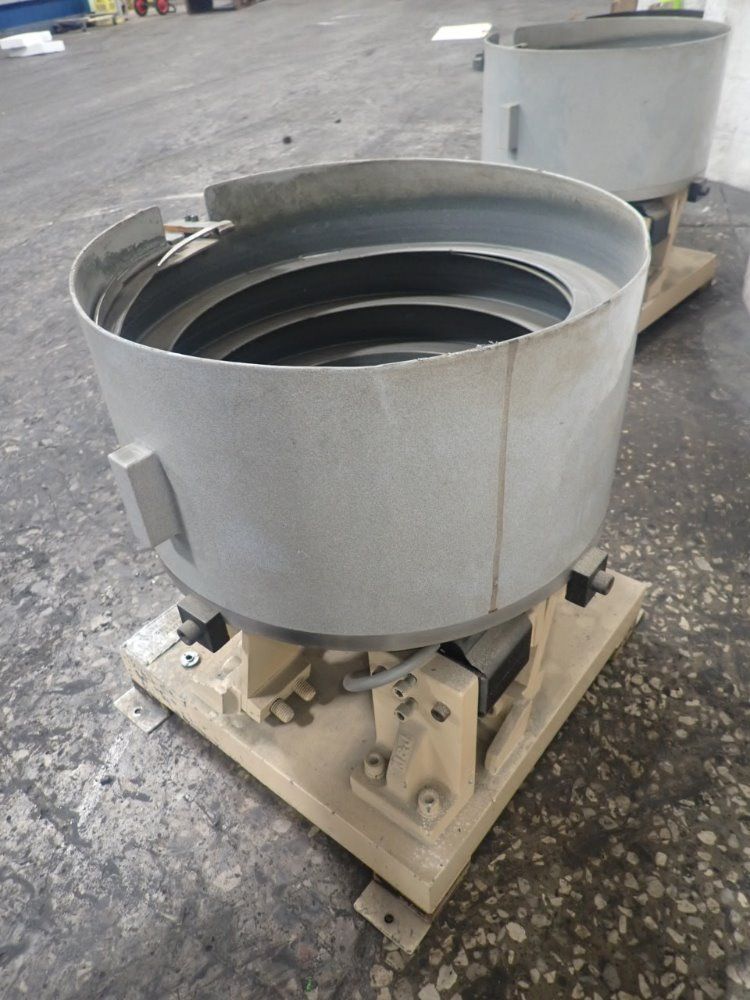 Qualtiy Feeders Inc. Vibratory Bowl
