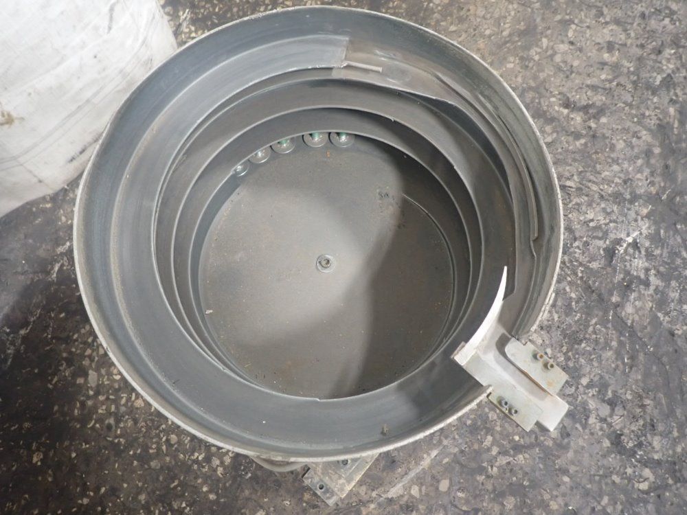 Qualtiy Feeders Inc. Vibratory Bowl