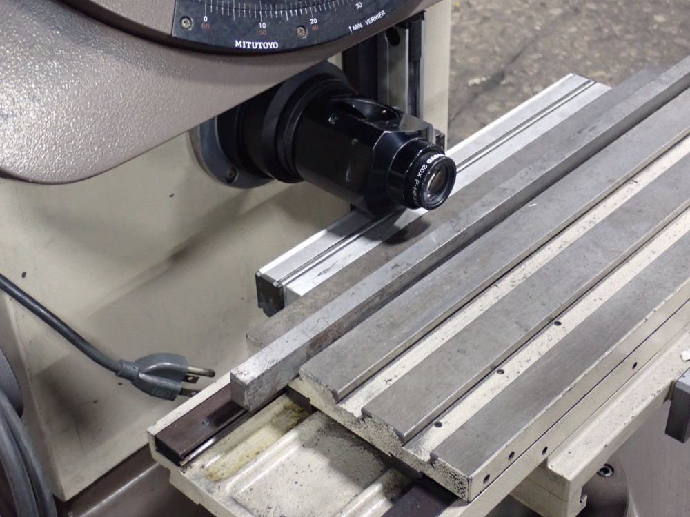 Mitutoyo 13" Ph-350 Optical Comparator - Ph-350