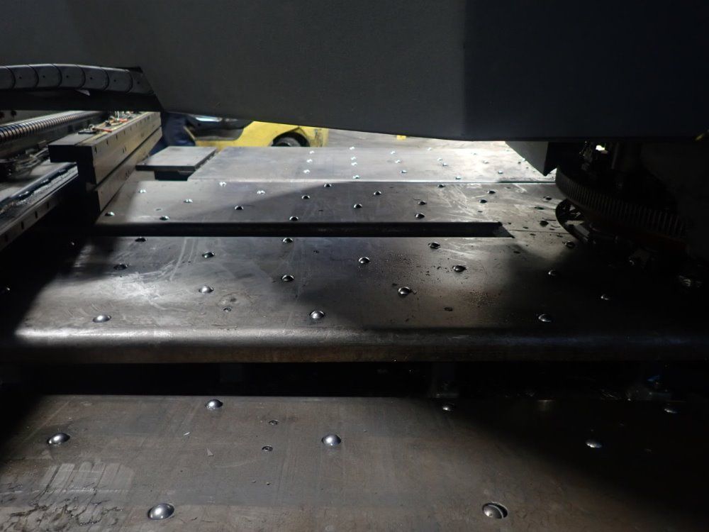 Strippit 1250h/20 2.5 Cnc Turret Punch - 1250h/20 2.5