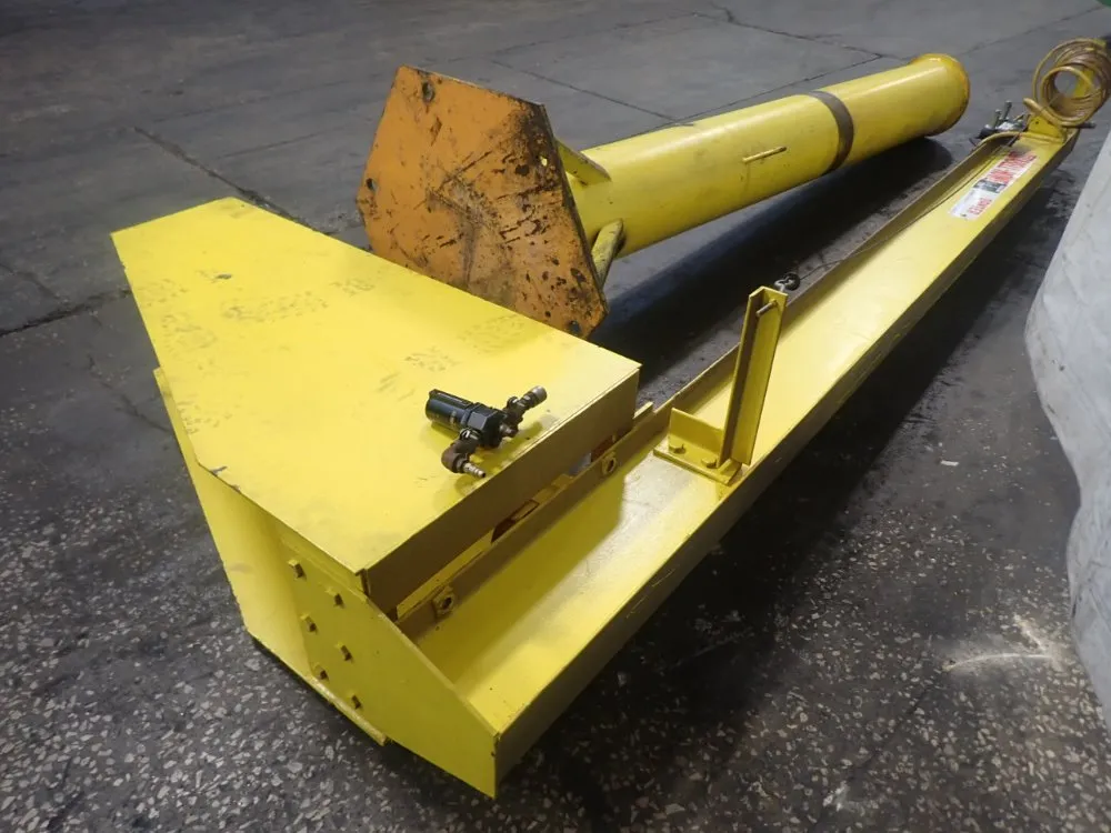 Abell-howe 1/2 Ton, 120" Arm, 120" Column Jib Crane
