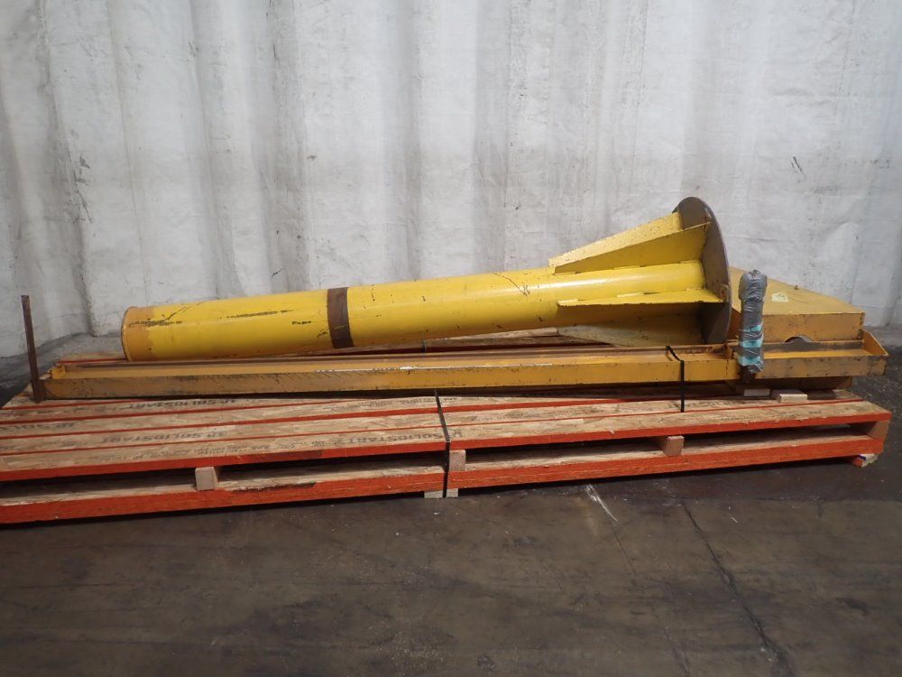 Handling Systems 1/2 Ton, 127" Arm, 118" Base Jib Crane