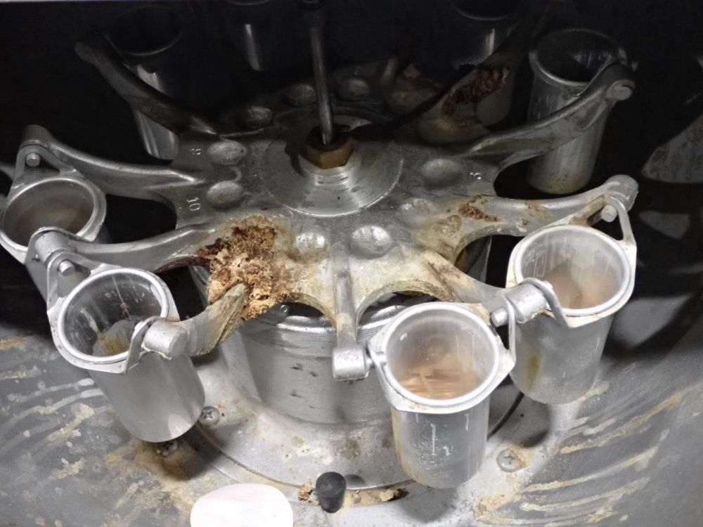 Garver Electrifuge 12 Bottles Diary Tester - 208