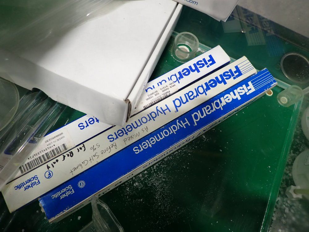 Associated Enviormental 3.4 Ft/ 96l Salt Spray Champer - Mx-9204