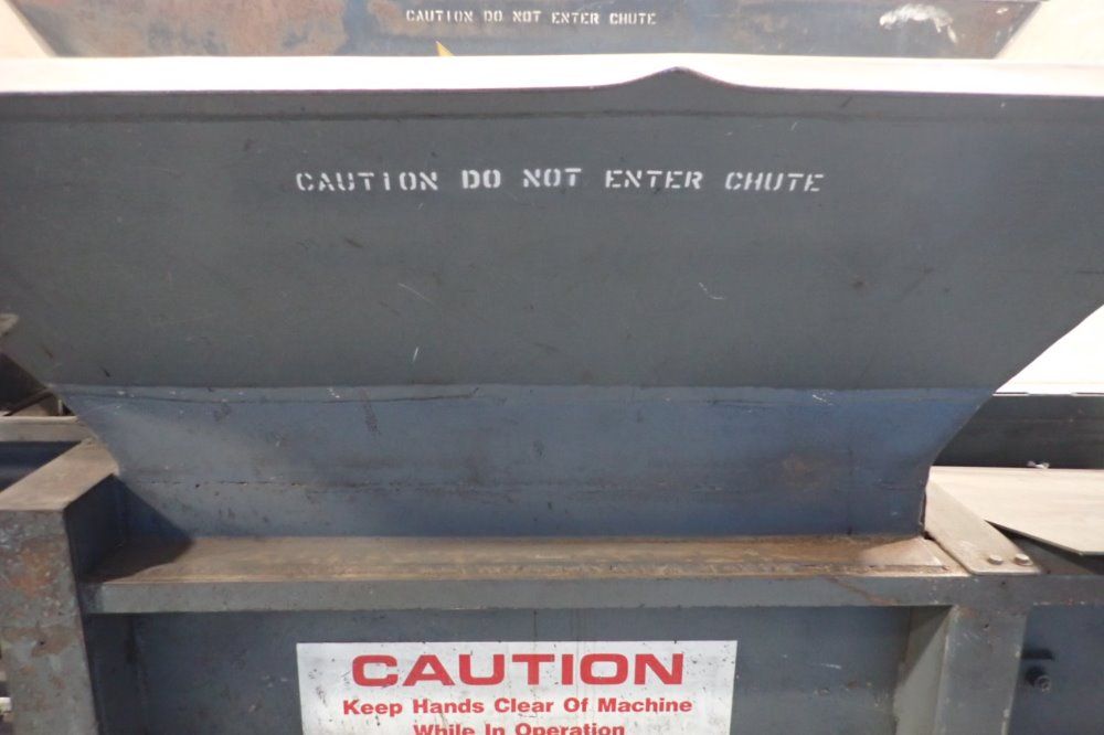 Maren 62" X 32" Compactor