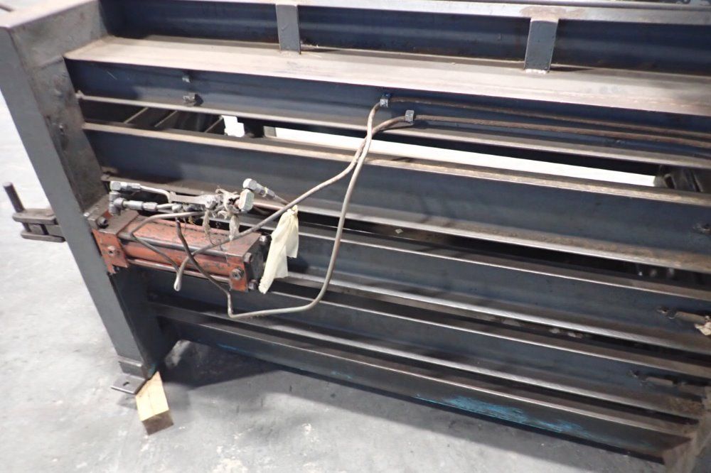 Maren 62" X 32" Compactor