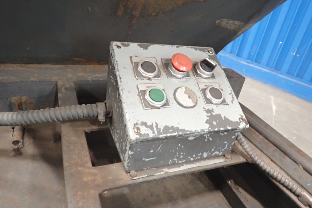 Maren 62" X 32" Compactor