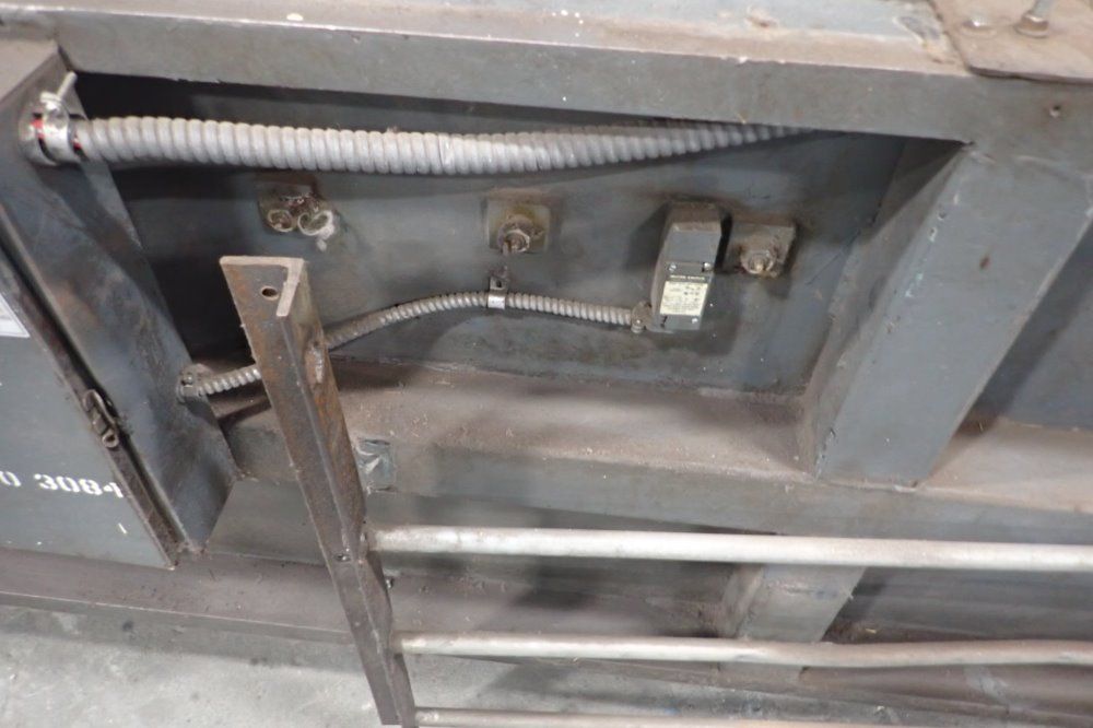 Maren 62" X 32" Compactor