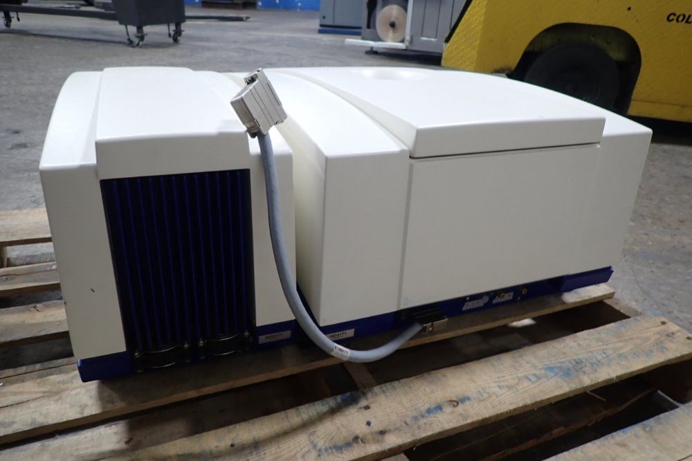 Bruker Nmr Analyzer/spectrometer - M960