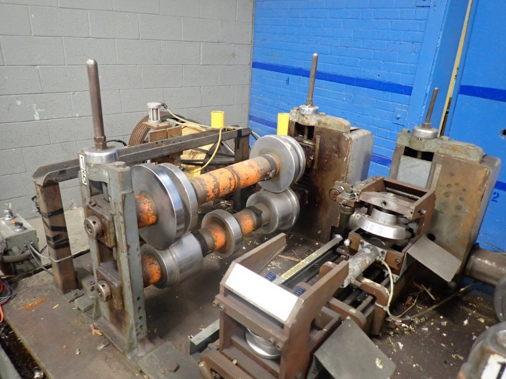 Yoder 8 Stands Roll Former