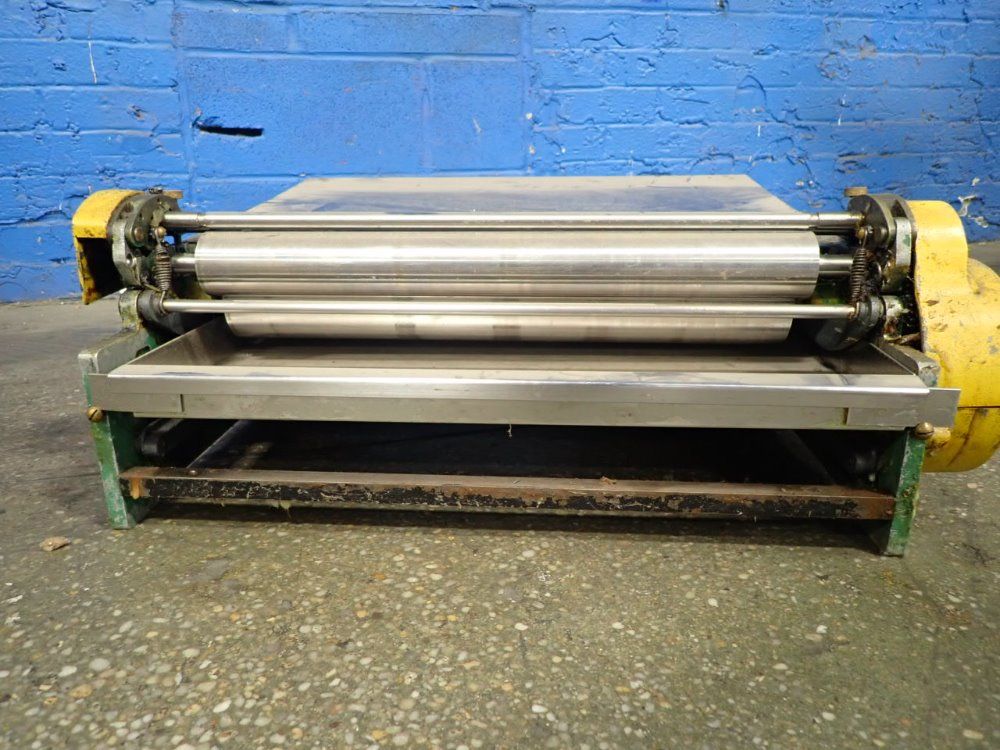 Potdevin Label Paster