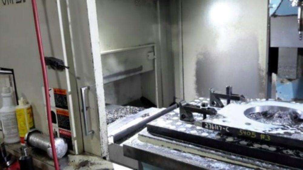 Okk Vm5-2 Vertical Machining Center - Vm5-2