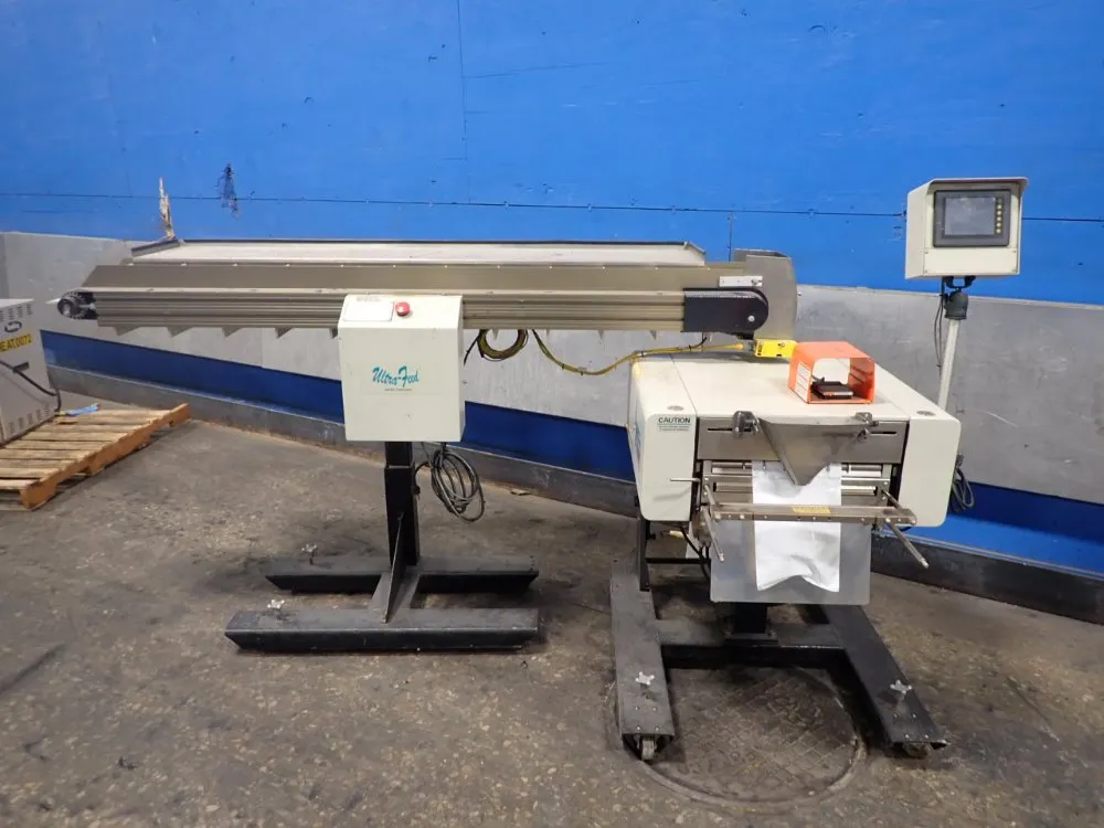 Advanced Poly-packaging Bagger With Conveyor