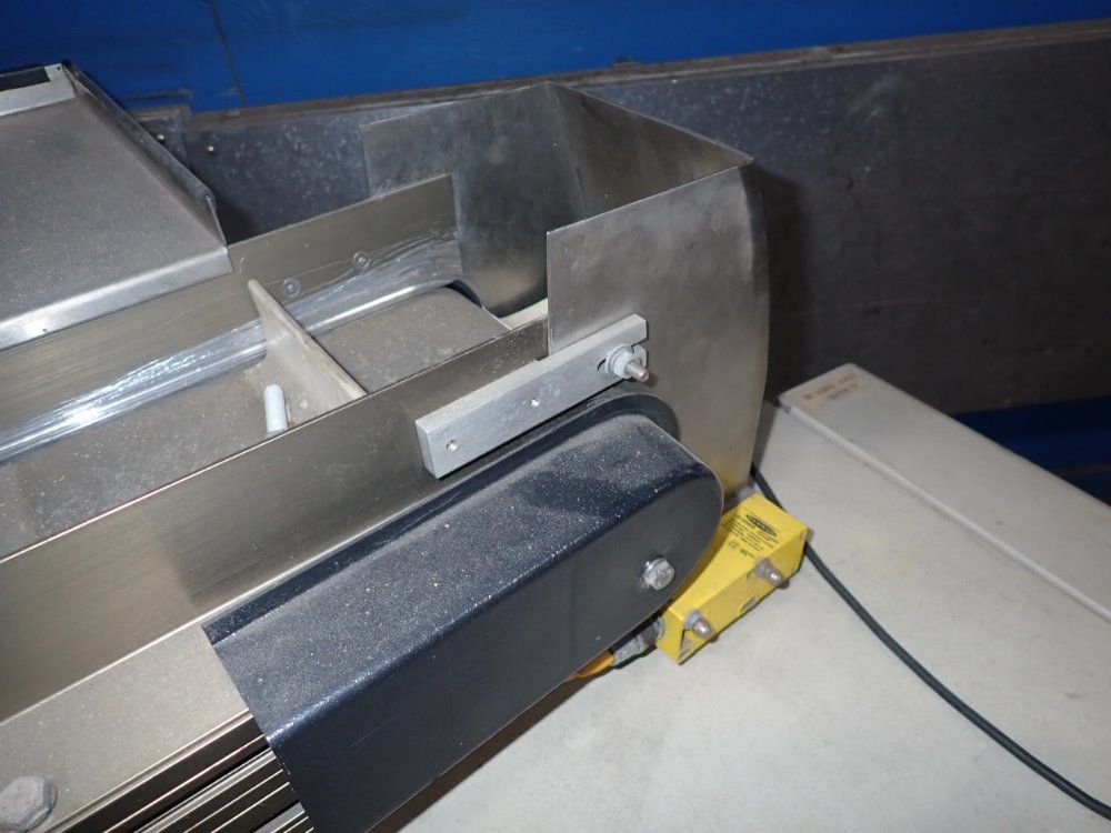 Advanced Poly-packaging Bagger With Conveyor