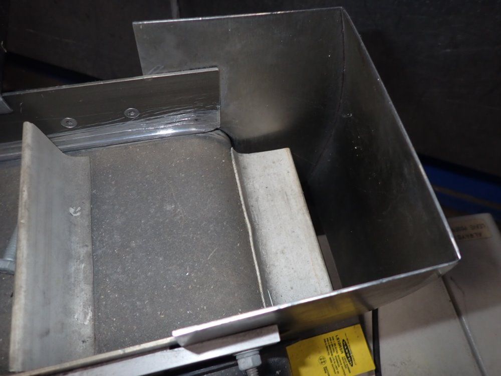 Advanced Poly-packaging Bagger With Conveyor