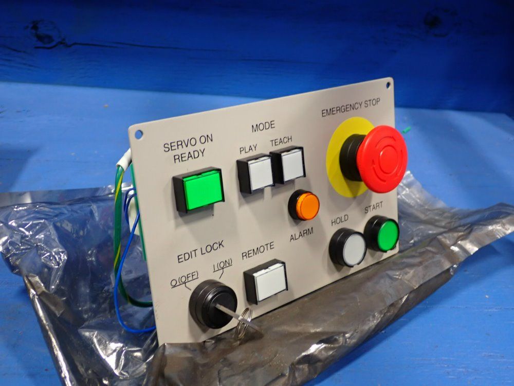 Idec Izumi Corp Servo Controller - Zyic-ss3152