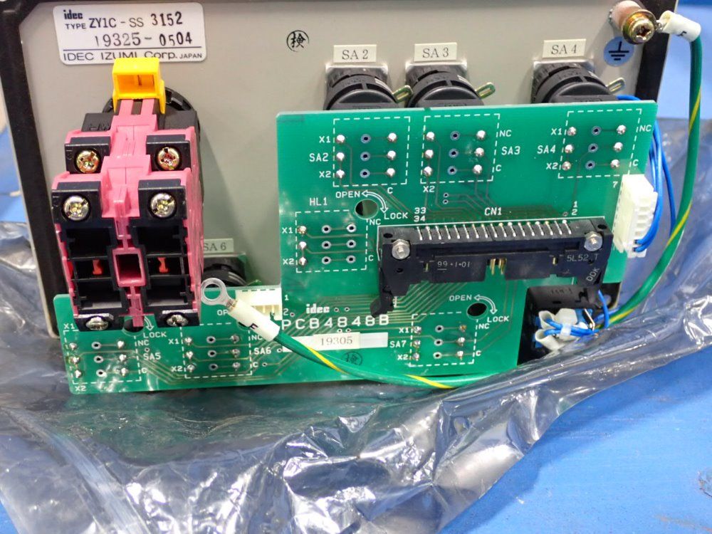 Idec Izumi Corp Servo Controller - Zyic-ss3152