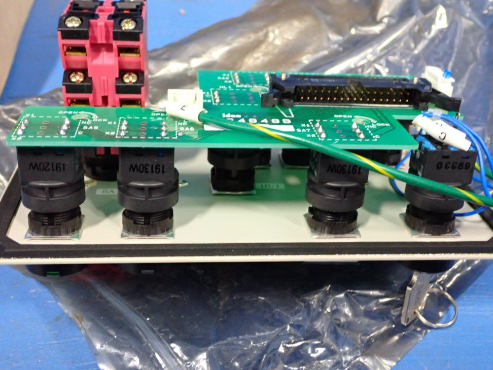 Idec Izumi Corp Servo Controller - Zyic-ss3152