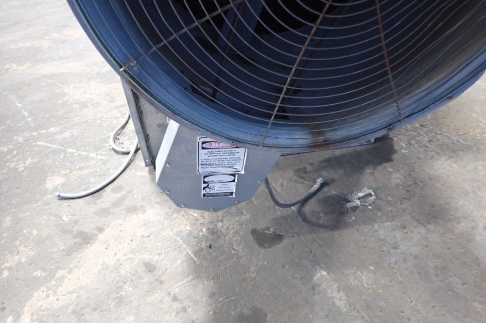 Baltimore Aircoil Co Cooling Tower - U0250124-01