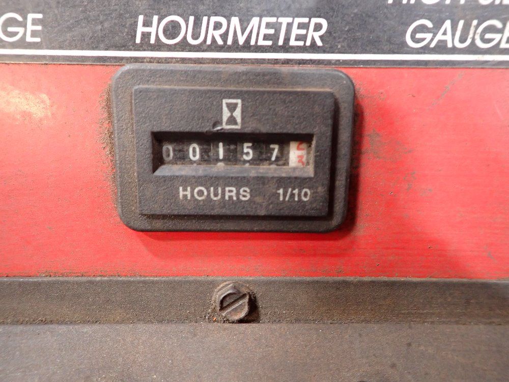 White Refrigerant Recovery And Charging System