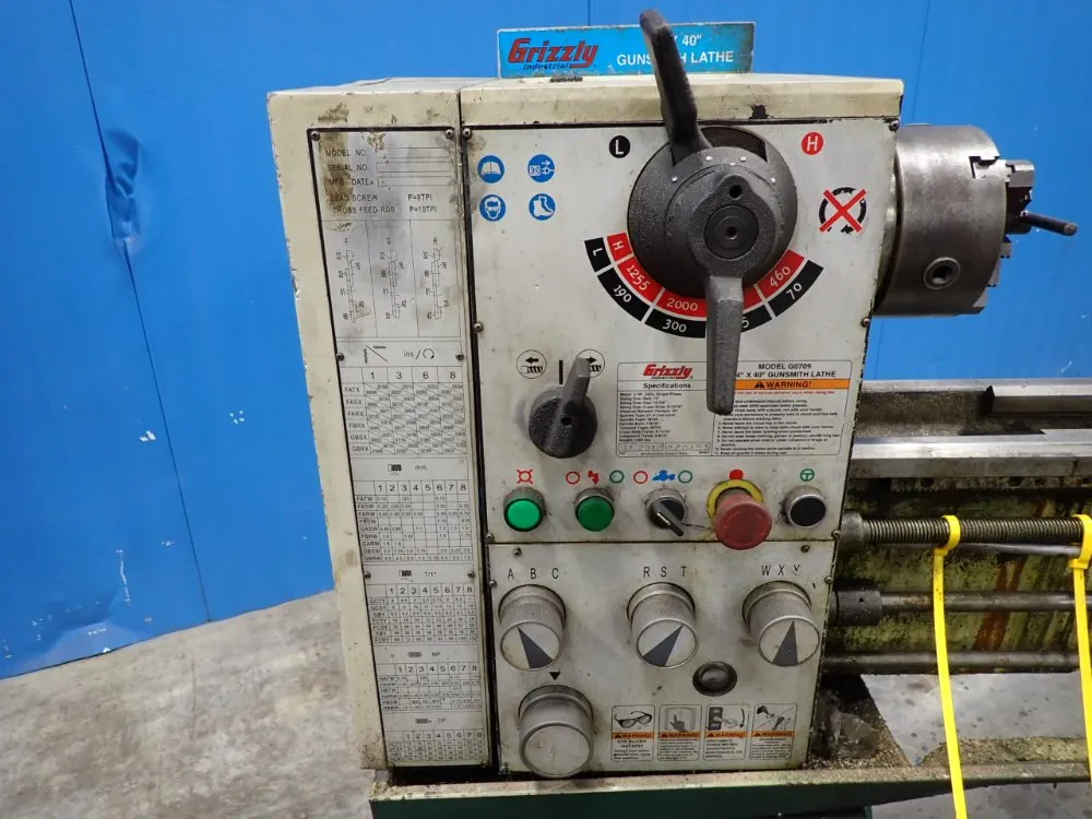 Grizzly 14" Swing, 40" Centers, 8spd, 70-2000rpm Gunsmith Lathe - G0709