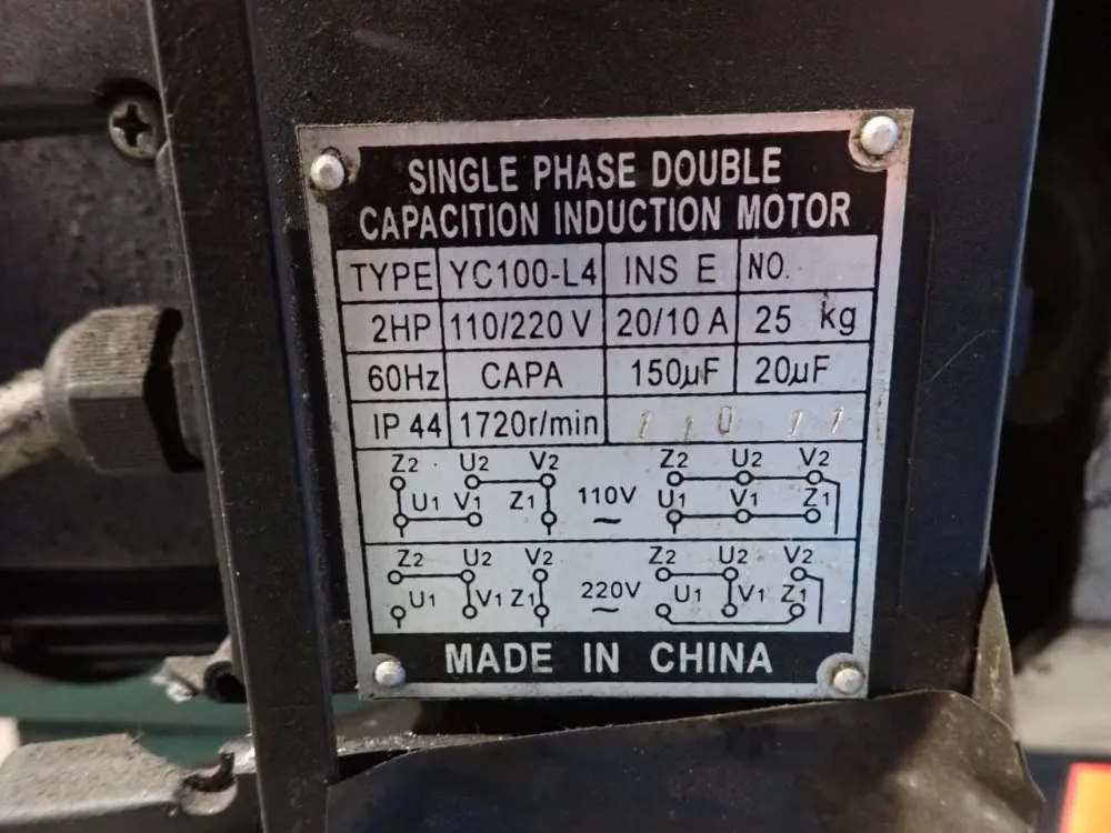 Grizzly 14" Swing, 40" Centers, 8spd, 70-2000rpm Gunsmith Lathe - G0709