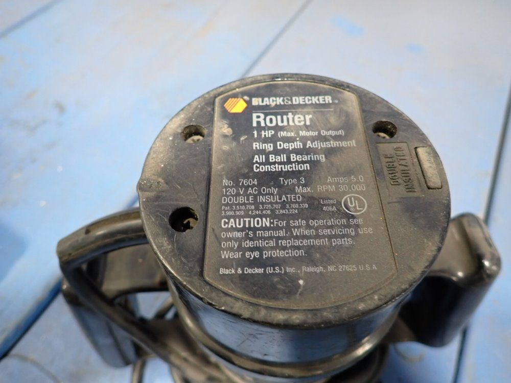 Black And Decker 1 Hp Router - 7604