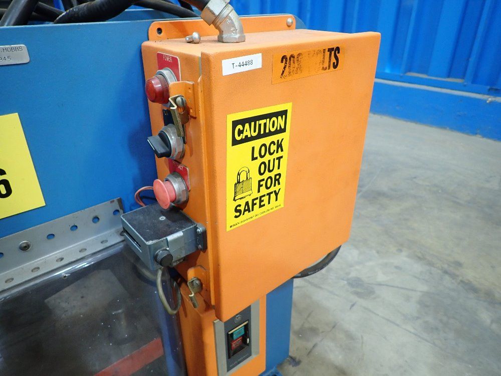 Neff 2 Ton Hydraulic Press