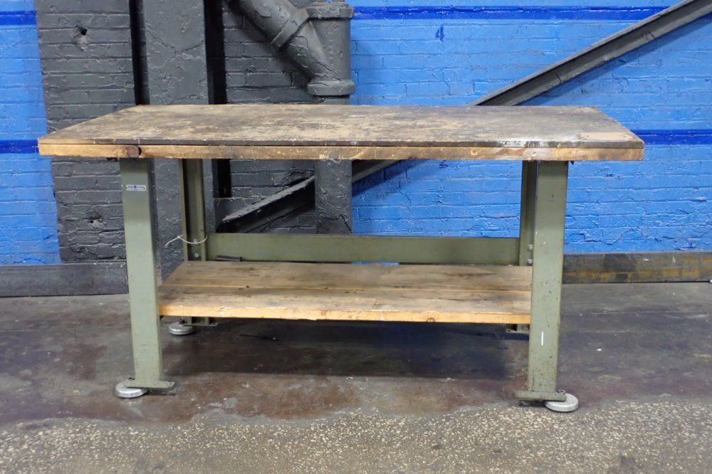 Grizzly 71 1/2" X 37" X 36" Workbench