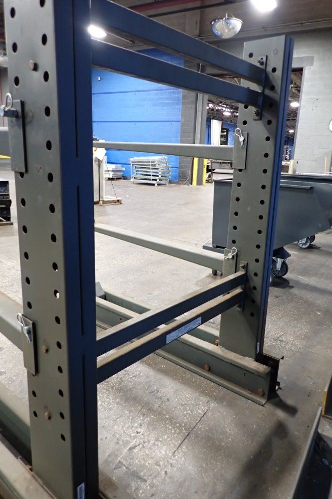 Steeltree 49" X 43 1/2' Cantilever Racks